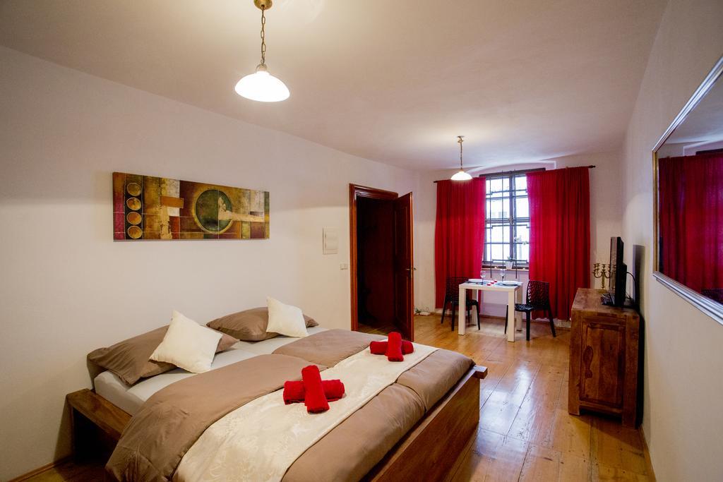 Apartman Marianska 5 Оломоуц Стая снимка