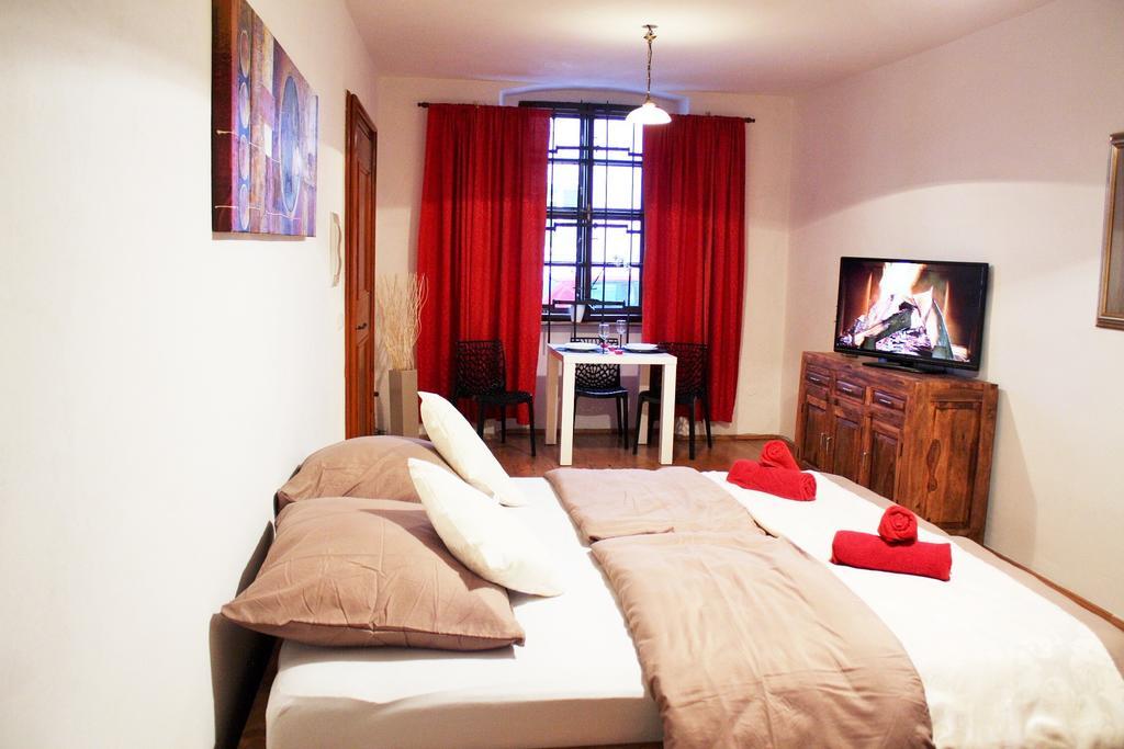 Apartman Marianska 5 Оломоуц Стая снимка